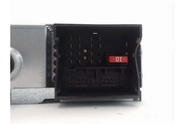 Recambio de radio / cd para citroen c4 picasso referencia OEM IAM 96662670XT  