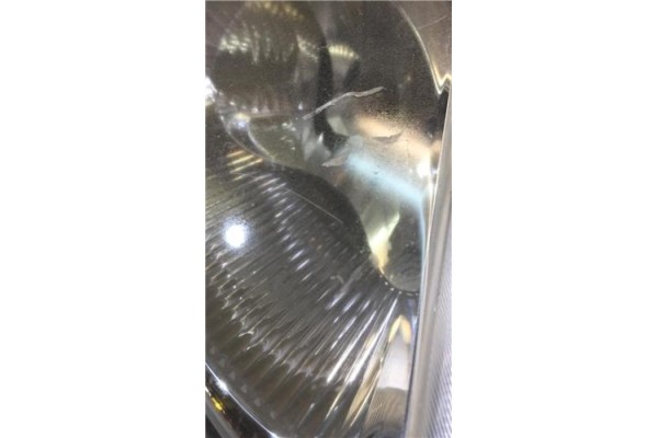 Recambio de faro delantero dcho para renault trafic ii furgón 1.9 29 cn referencia OEM IAM 7700311372 91165720 2600000QAD , NISS