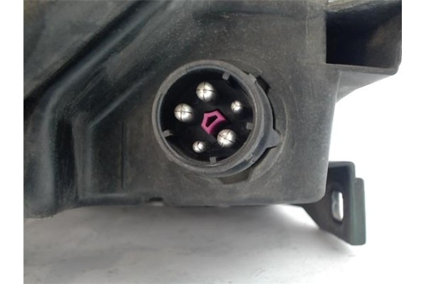 Recambio de faro delantero dcho para audi a4 berlina (b5) referencia OEM IAM 8D0941004E 0301094202 