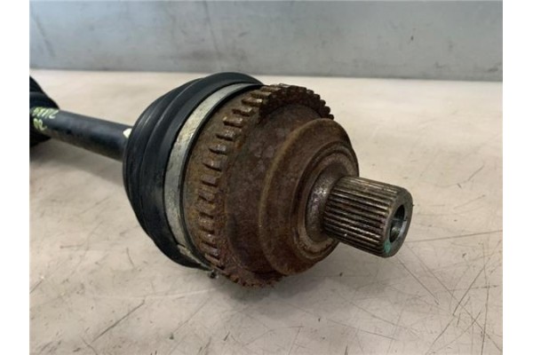 Recambio de palier delantero derecho para volkswagen transporter iv furgón (70xa) 2.5 tdi referencia OEM IAM JZW407449FX  
