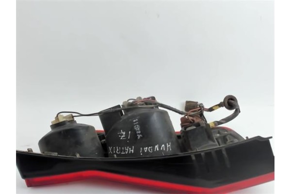 Recambio de piloto trasero izquierdo para hyundai matrix (fc) referencia OEM IAM 9240117010 92401170 