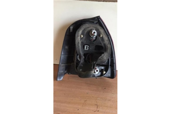 Recambio de piloto trasero izquierdo para honda civic berlina 3/4 (ej/ek)(1996) 1.4 s 3 berlina (ej9) [1,4 ltr. - 66 kw] referen