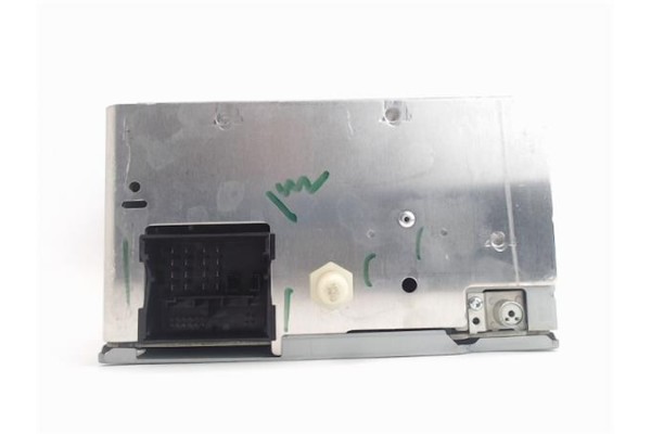 Recambio de radio / cd para ford fiesta (cbk) referencia OEM IAM M113632 6S61-18C815-AF 