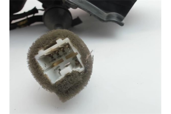 Recambio de piloto trasero derecho para hyundai matrix (fc) referencia OEM IAM  92402170 