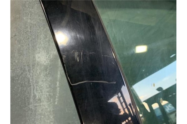 Recambio de puerta delantero derecha para opel insignia berlina 2.0 cdti referencia OEM IAM 128282  