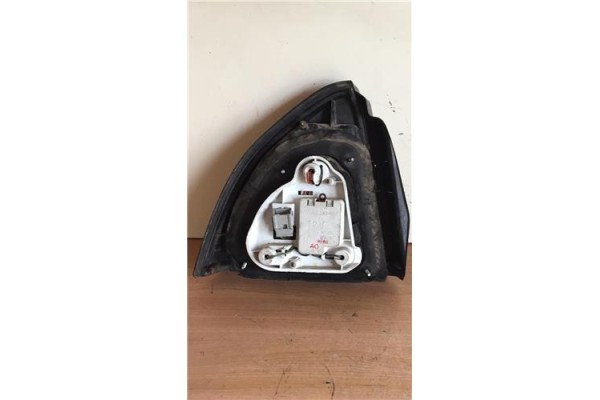 Recambio de piloto trasero derecho para honda prelude (bb1/2/3)(1992) 2.0i (bb3) [2,0 ltr. - 98 kw cat] referencia OEM IAM 04311