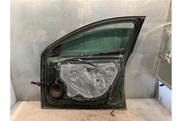 Recambio de puerta delantero derecha para opel insignia berlina 2.0 cdti referencia OEM IAM 128282  