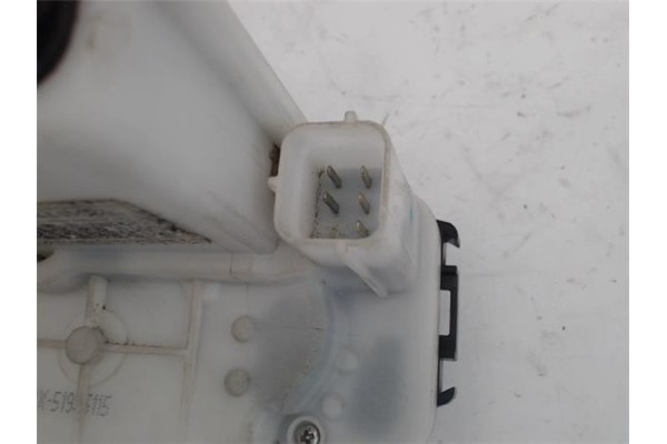 Recambio de cierre electromagnetico delantero izquierdo para fiat 500 1.2 referencia OEM IAM 52041739  