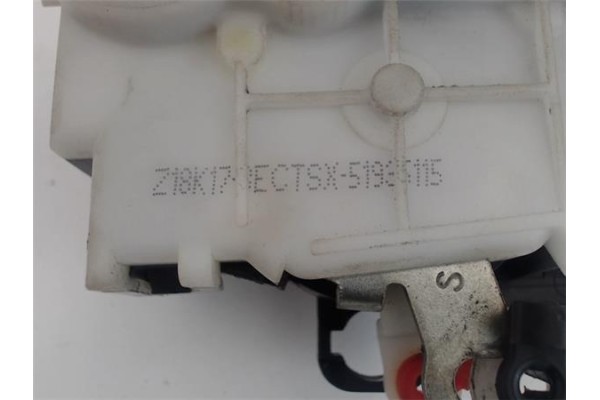 Recambio de cierre electromagnetico delantero izquierdo para fiat 500 1.2 referencia OEM IAM 52041739  