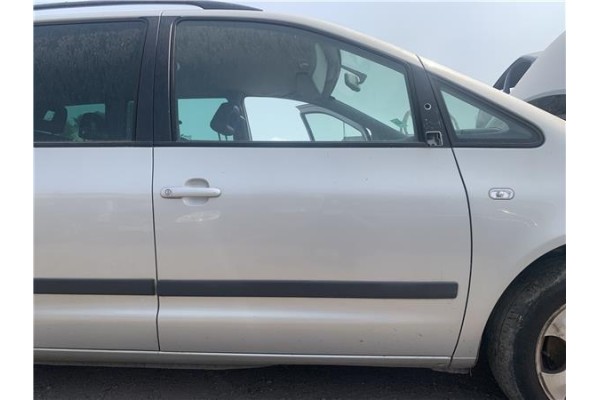 Recambio de puerta delantero derecha para seat alhambra (7v9) 1.9 reference referencia OEM IAM 7M3831022E  