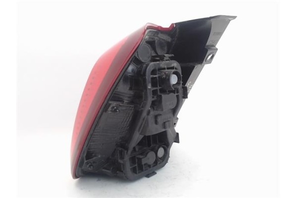 Recambio de piloto trasero derecho para fiat 500 1.2 referencia OEM IAM 52007422  