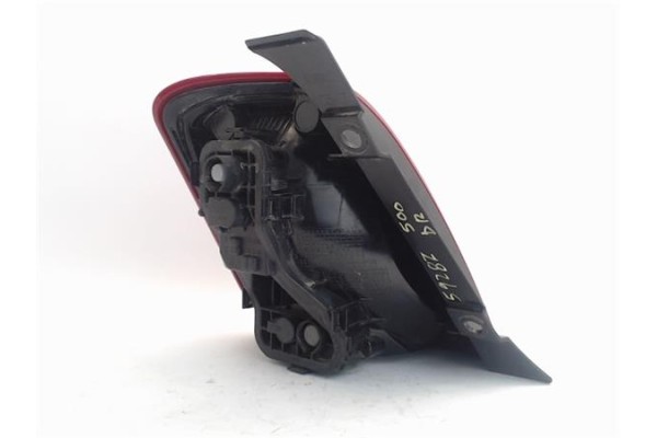 Recambio de piloto trasero derecho para fiat 500 1.2 referencia OEM IAM 52007422  