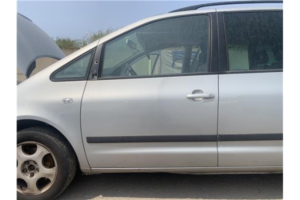 Recambio de puerta delantero izquierda para seat alhambra (7v9) 1.9 reference referencia OEM IAM 7M3831021E  