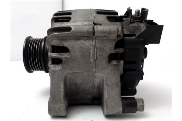 Recambio de alternador para ford fiesta vi 1.4 tdci referencia OEM IAM 2112010344 2612872B 