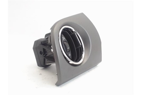 Recambio de rejilla entrada de aire para fiat 500 1.2 referencia OEM IAM 735627501  