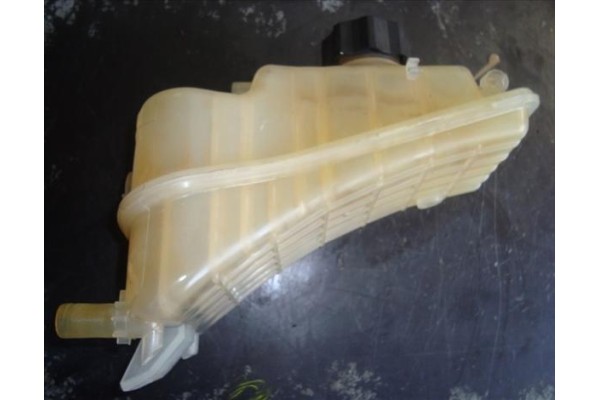 Recambio de botella expansion para citroen berlingo 1.9 d (mfwjz) referencia OEM IAM 132323  