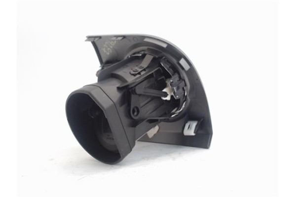 Recambio de rejilla entrada de aire para fiat 500 1.2 referencia OEM IAM 735627501  