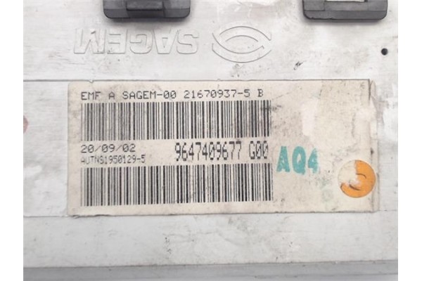 Recambio de reloj horario para citroen xsara berlina referencia OEM IAM 9647409677 21670937-5B 