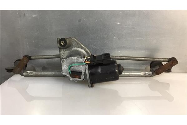 Recambio de motor limpiaparabrisas delantero para opel corsa b (1993) 1.5 d referencia OEM IAM 22107719  