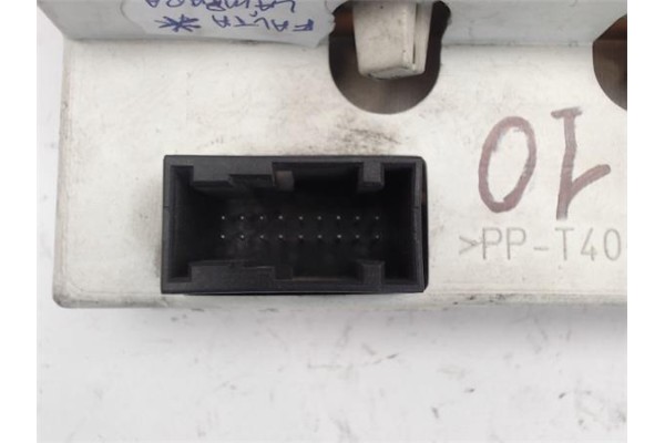 Recambio de reloj horario para peugeot 206 referencia OEM IAM 9647409777 21669457-4B 