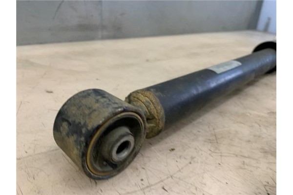 Recambio de amortiguador trasero izquierdo para volkswagen golf iv berlina (1j1) 1.9 tdi referencia OEM IAM 1J0513025DL JZW51302