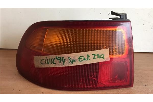 Recambio de piloto trasero izquierdo para honda civic iv hatchback (eg) 1.3 16v (eg3) referencia OEM IAM 0431120L  