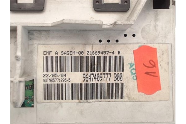 Recambio de reloj horario para peugeot 206 referencia OEM IAM 9647409777 21669457-4B 