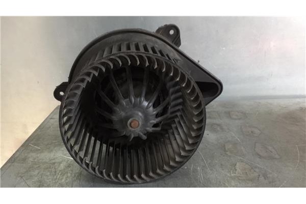 Recambio de motor calefaccion para renault trafic ii furgón 1.9 29 cn referencia OEM IAM 7701050310  