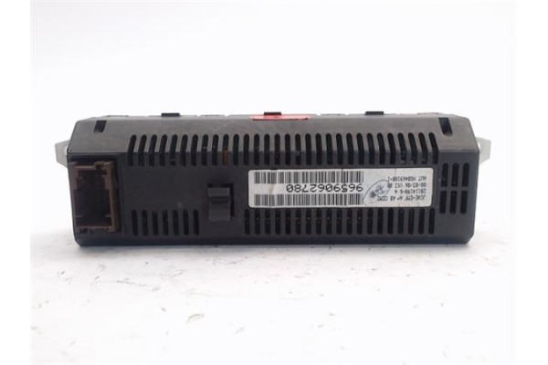 Recambio de reloj horario para citroen c4 berlina referencia OEM IAM -9659062780  