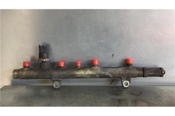 Recambio de rampa inyectores para renault trafic ii furgón 1.9 29 cn referencia OEM IAM 7700114017 0445214024 8200347176 , RENAU