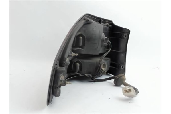 Recambio de piloto trasero derecho para mazda 626 berlina (ge) referencia OEM IAM  22061825 