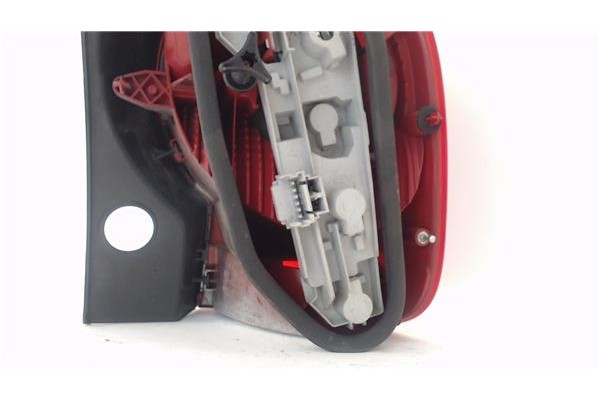 Recambio de piloto trasero izquierdo para renault modus i 1.5 dci (fp0f, jp0f) referencia OEM IAM 8200538786 8200613078 