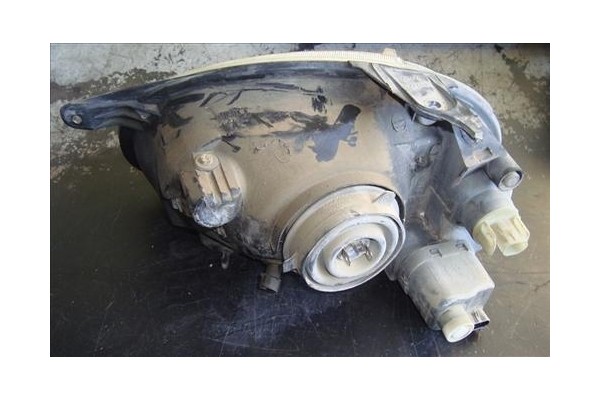 Recambio de faro delantero dcho para opel corsa b 1.2 i 16v referencia OEM IAM 9044479 90444790 