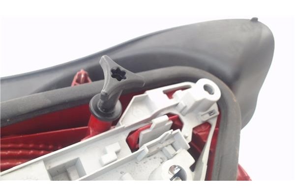 Recambio de piloto trasero izquierdo para renault modus i 1.5 dci (fp0f, jp0f) referencia OEM IAM 8200538786 8200613078 