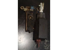 Recambio de cierre electromagnetico delantero derecho para citroen saxo 1.4 vts referencia OEM IAM 9136F6  