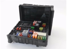 Recambio de caja fusibles/rele para volkswagen golf v (1k1) 2.0 fsi referencia OEM IAM 1A061204  