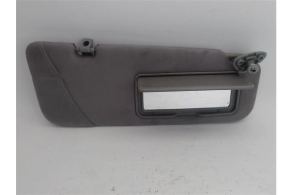 Recambio de parasol derecho para kia carnival 2.9 td referencia OEM IAM 1K54A69320A64  