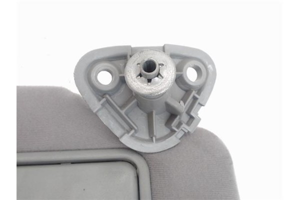 Recambio de parasol derecho para kia carnival 2.9 td referencia OEM IAM 1K54A69320A64  