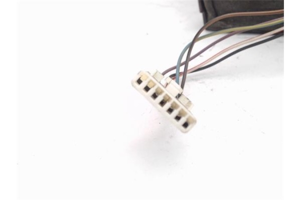 Recambio de retrovisor electrico izquierdo para fiat bravo (182) referencia OEM IAM   