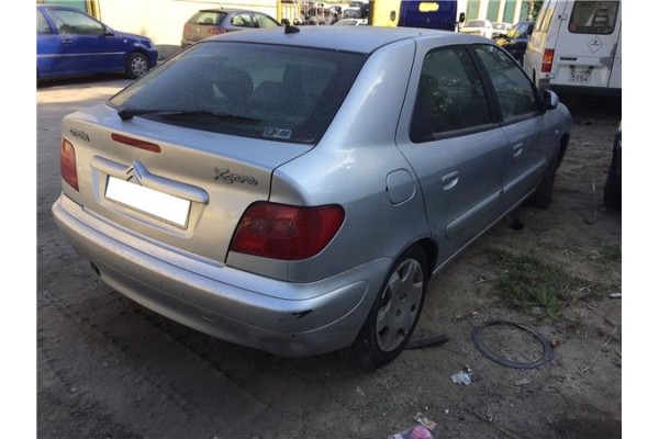 citroen xsara berlina del año 2002