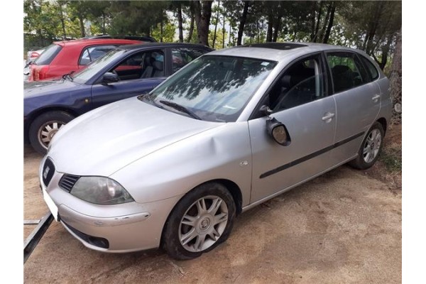 seat ibiza (6l1)(04.2002 ) del año 
