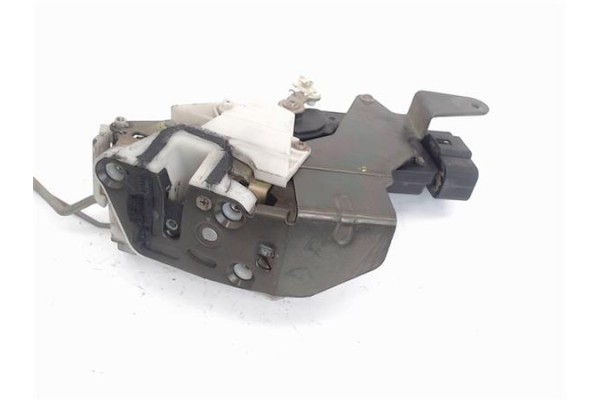 Recambio de cierre electromagnetico delantero izquierdo para opel agila 1.0 básico referencia OEM IAM 4700758  