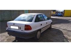 opel astra f berlina del año 1994