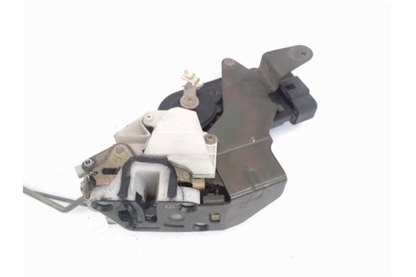 Recambio de cierre electromagnetico delantero izquierdo para opel agila 1.0 básico referencia OEM IAM 4700758  