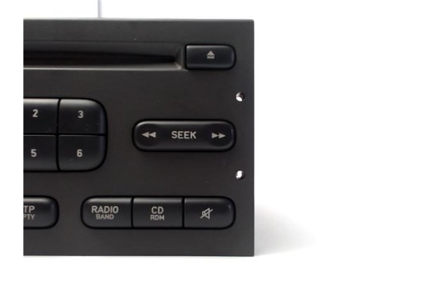 Recambio de radio / cd para saab 9-3 berlina 2.0 turbo referencia OEM IAM 5040670 PU2135B 