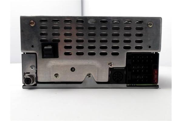 Recambio de radio / cd para saab 9-3 berlina 2.0 turbo referencia OEM IAM 5040670 PU2135B 