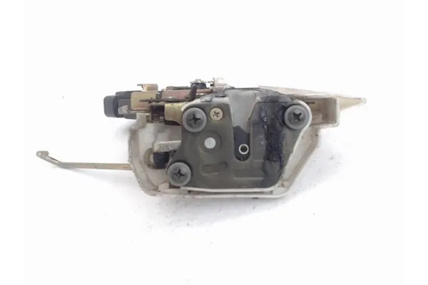 Recambio de cierre electromagnetico trasero derecho para opel agila 1.0 básico referencia OEM IAM 4706488  