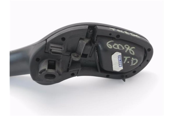 Recambio de manilla int. puerta trasero derecha para seat toledo (1m2) 1.9 tdi referencia OEM IAM 1M0837114  