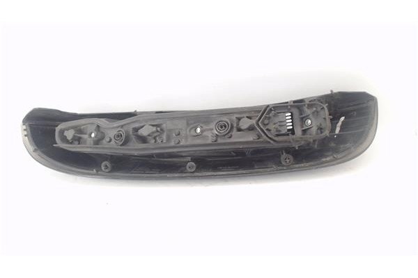 Recambio de piloto trasero derecho para opel corsa c 1.2 twinport referencia OEM IAM 1222065 3ARS1AR 