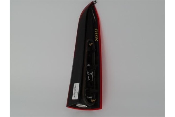 Recambio de piloto trasero izquierdo para volvo v70 familiar 2.4 d kinetic (120kw) referencia OEM IAM 9154493  